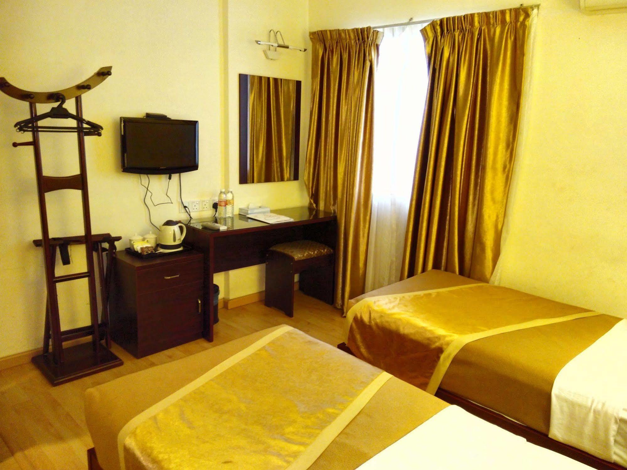 Capital O 89658 Bustani Hotel Jitra Kültér fotó